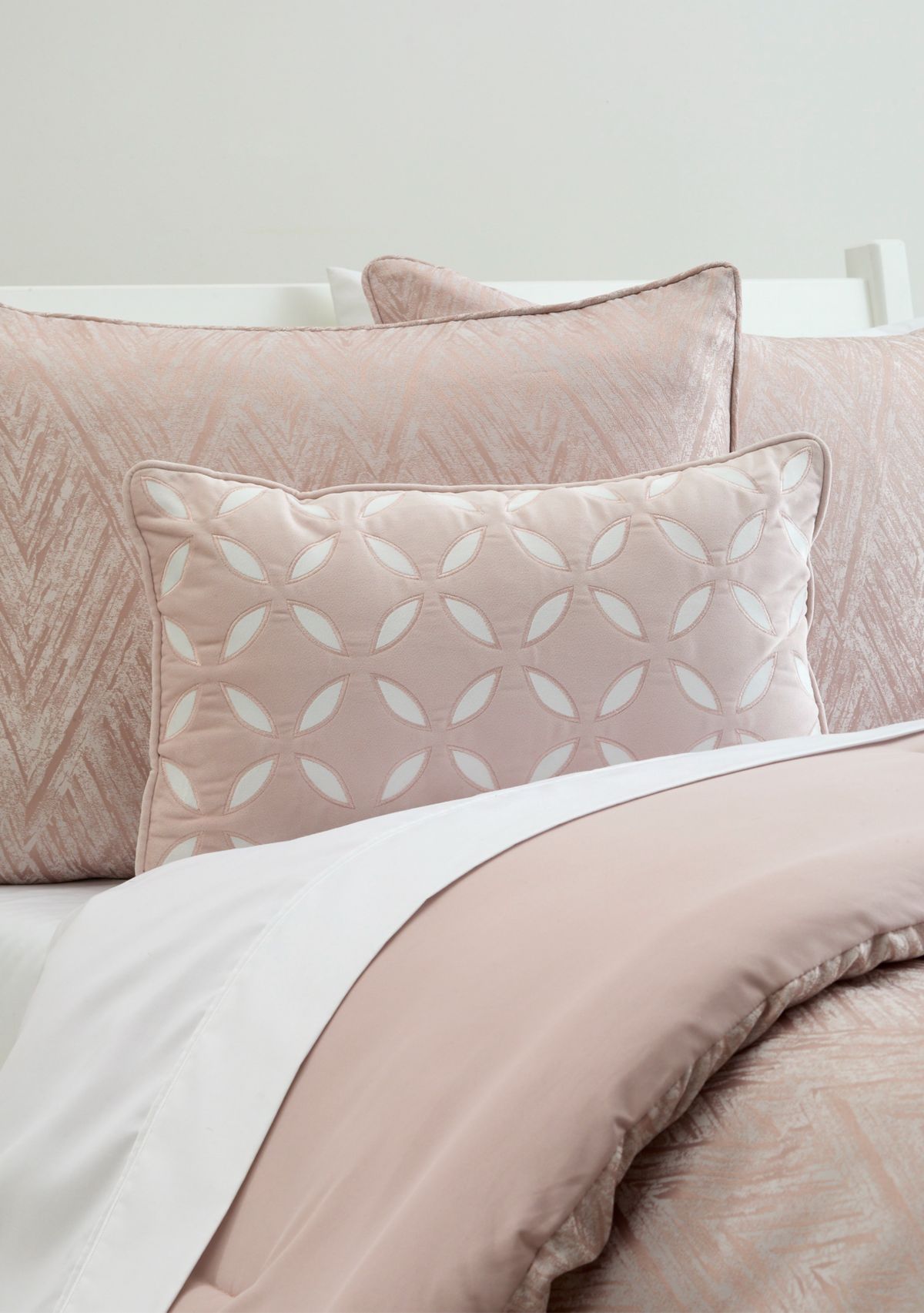 Harmony Court Pillow