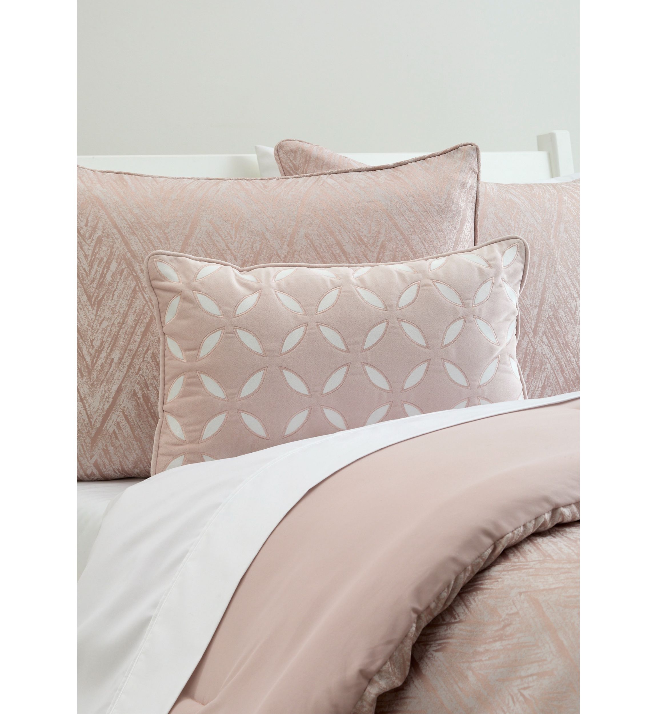 Harmony Court Pillow