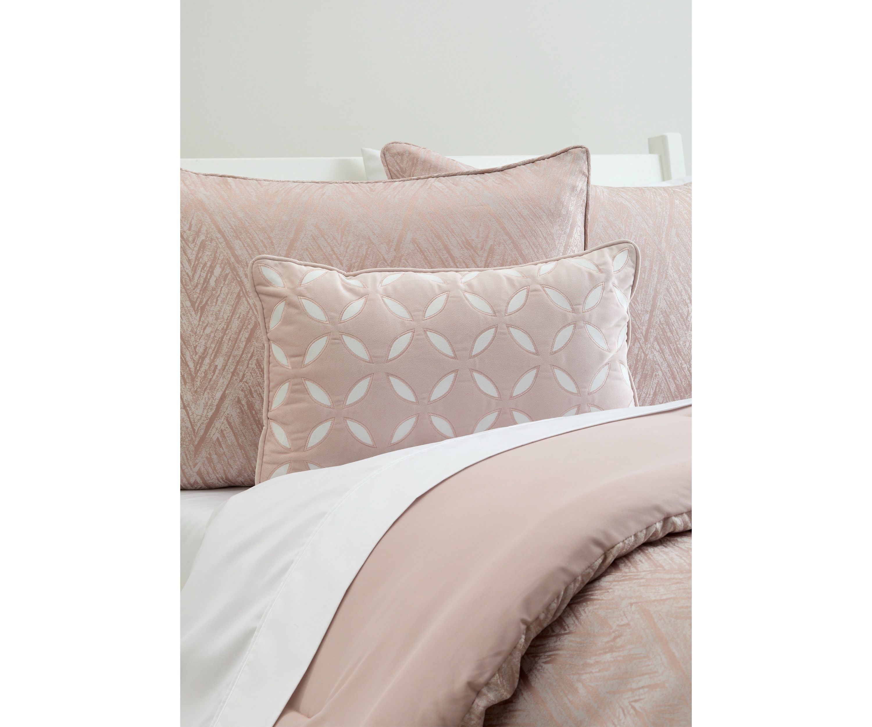 Harmony Court Pillow