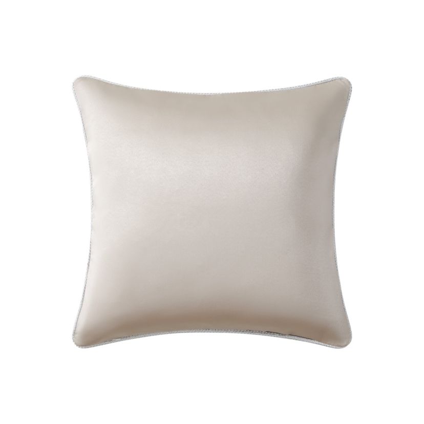 Lorna 18" X 18" Decorative Pillow