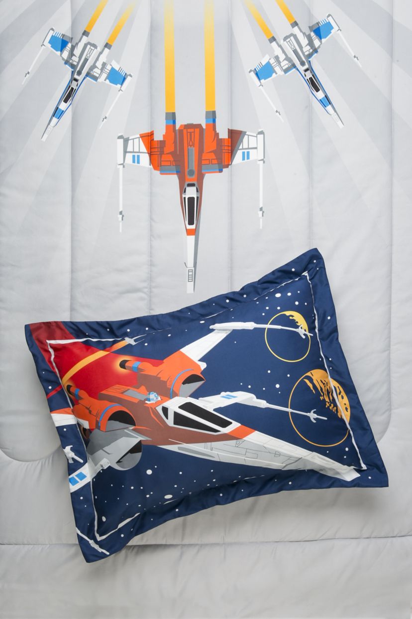 Star Wars Twin/Full Comforter and Sham Set